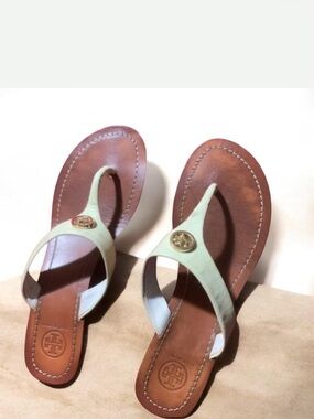Tory Burch Thong Thora Sandals Size 6M